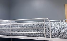 Hostel Acacias